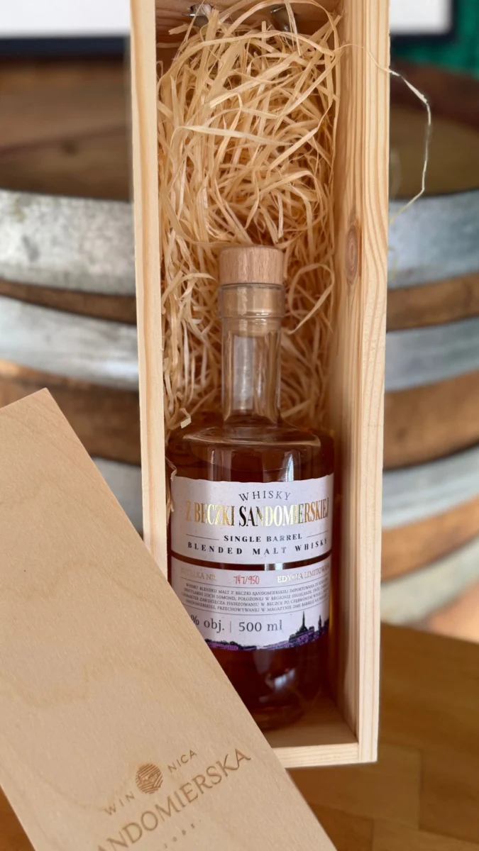 Zestaw prezentowy Whisky z beczki Sandomierskiej