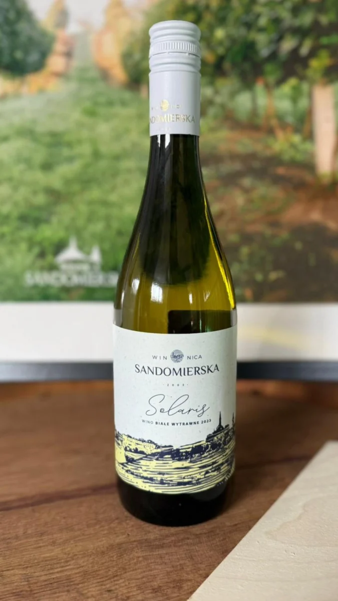 Solaris wino białe wytrawne