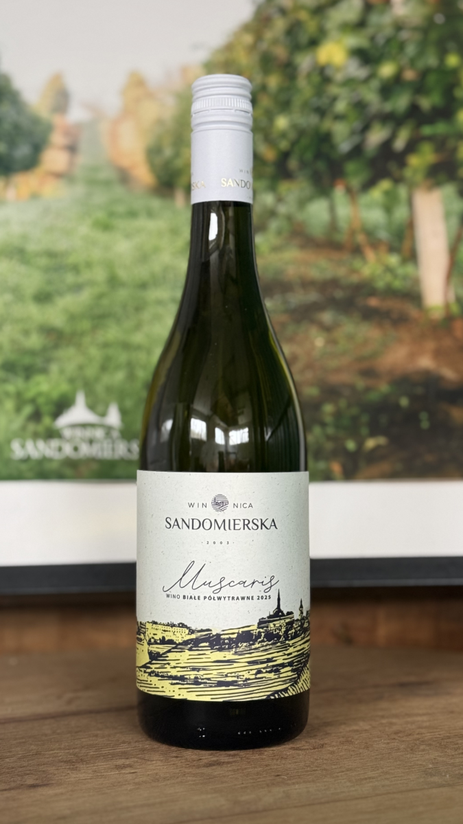 Muscaris wino białe półwytrawne